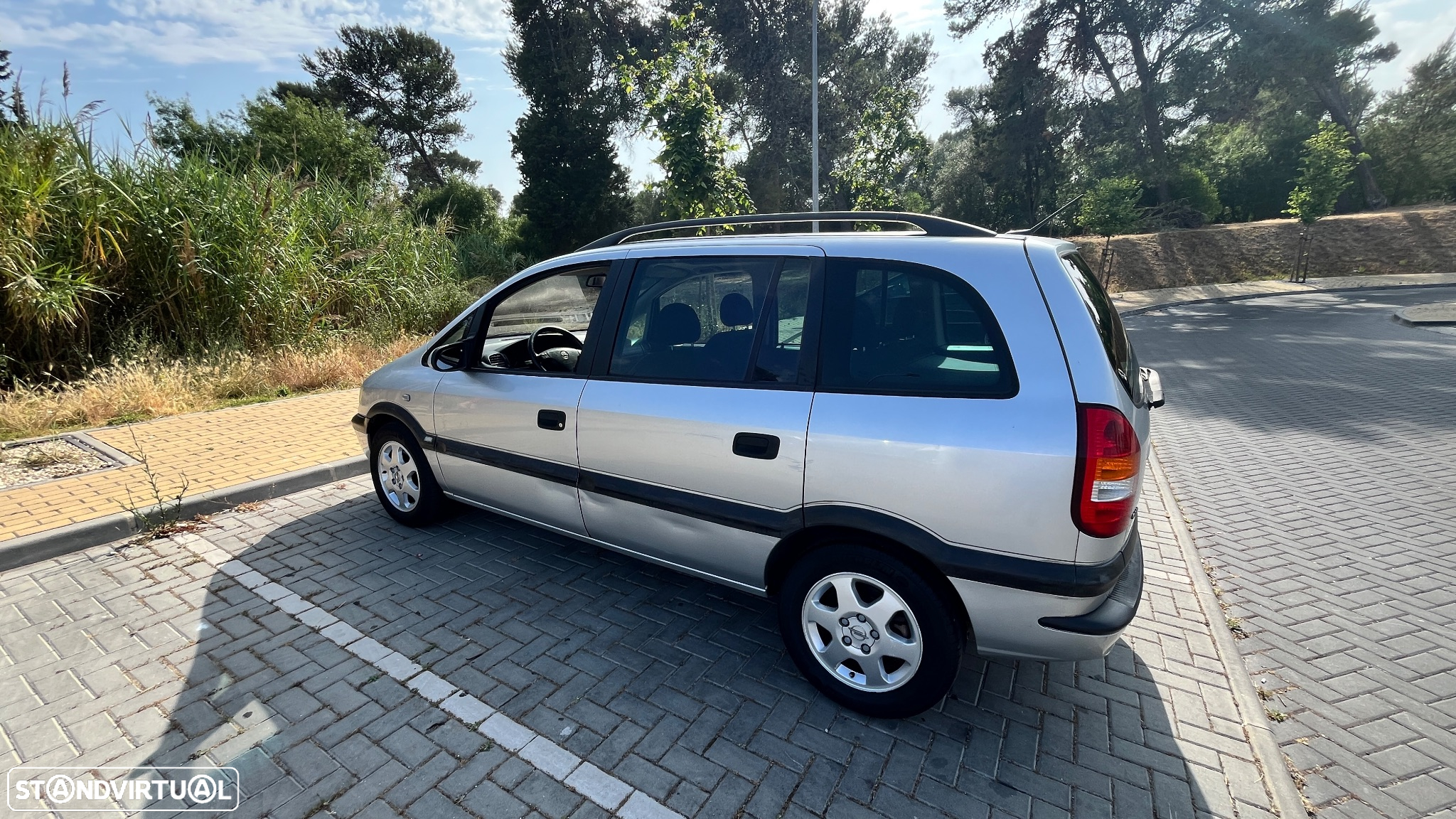 Opel Zafira 2.0 DTi Elegance - 4