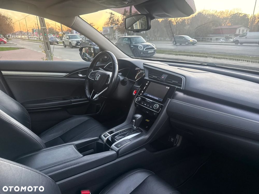 Honda Civic 1.5 T Executive CVT - 17