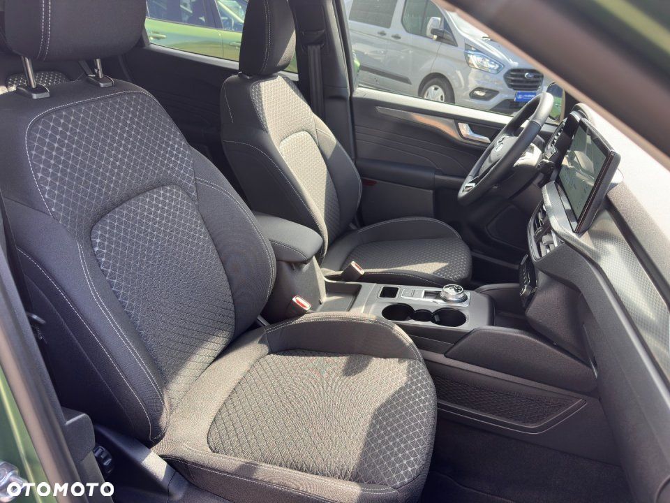 Ford Kuga - 20