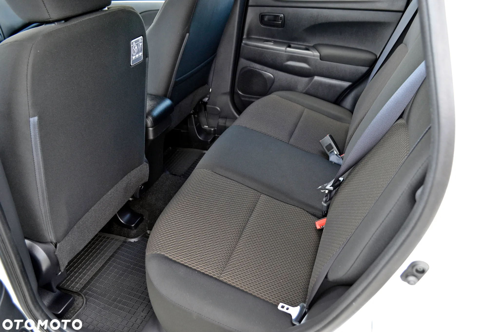 Mitsubishi ASX 1.6 2WD Comfort Edition - 17