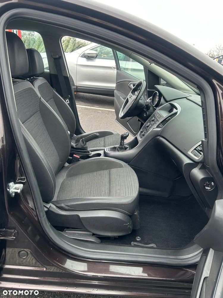 Opel Astra 1.6 Cosmo EU6 - 10
