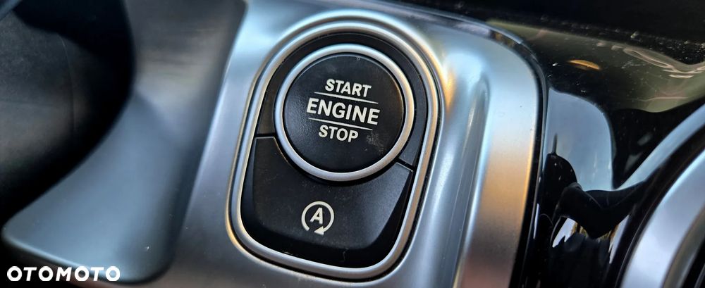 Mercedes-Benz GLB 200 d 8G-DCT Edition AMG Line - 28