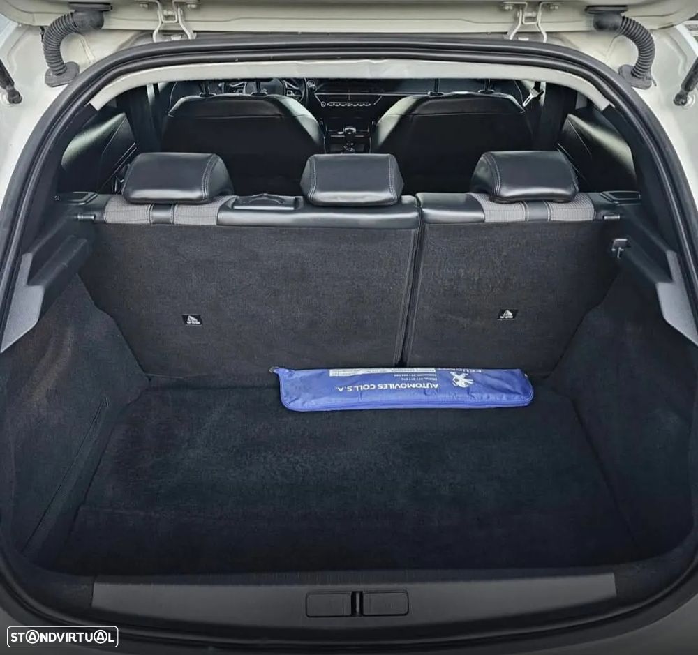 Peugeot 208 PureTech 100 Allure Pack - 9