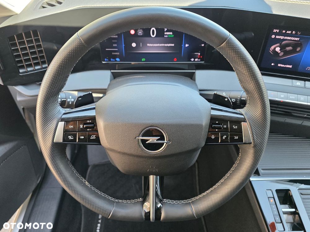 Opel Astra 1.6 T Plug-in Hybrid GSe - 20
