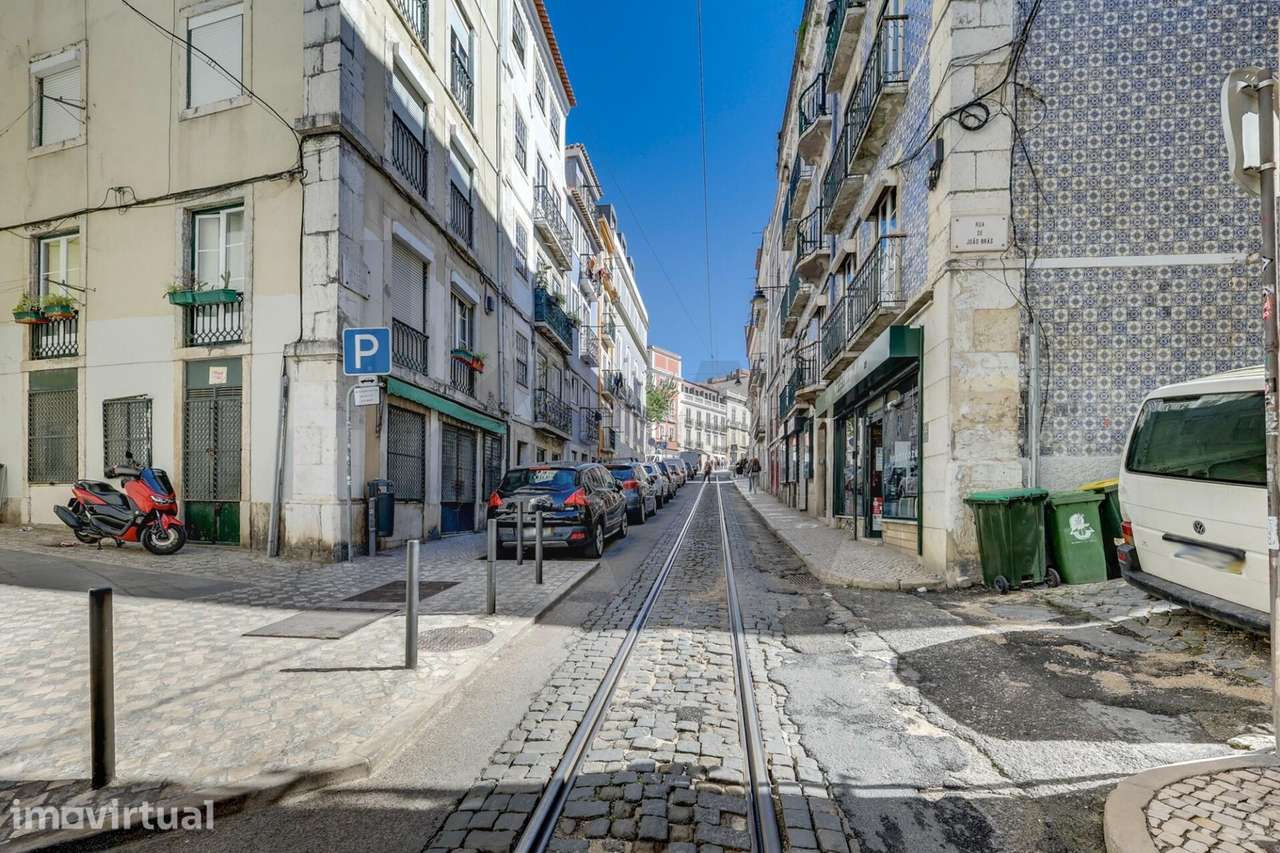 PRÉDIO MISTO EM PROPRIEDADE TOTAL | MISERICÓRDIA | LISBOA - Grande imagem: 2/24