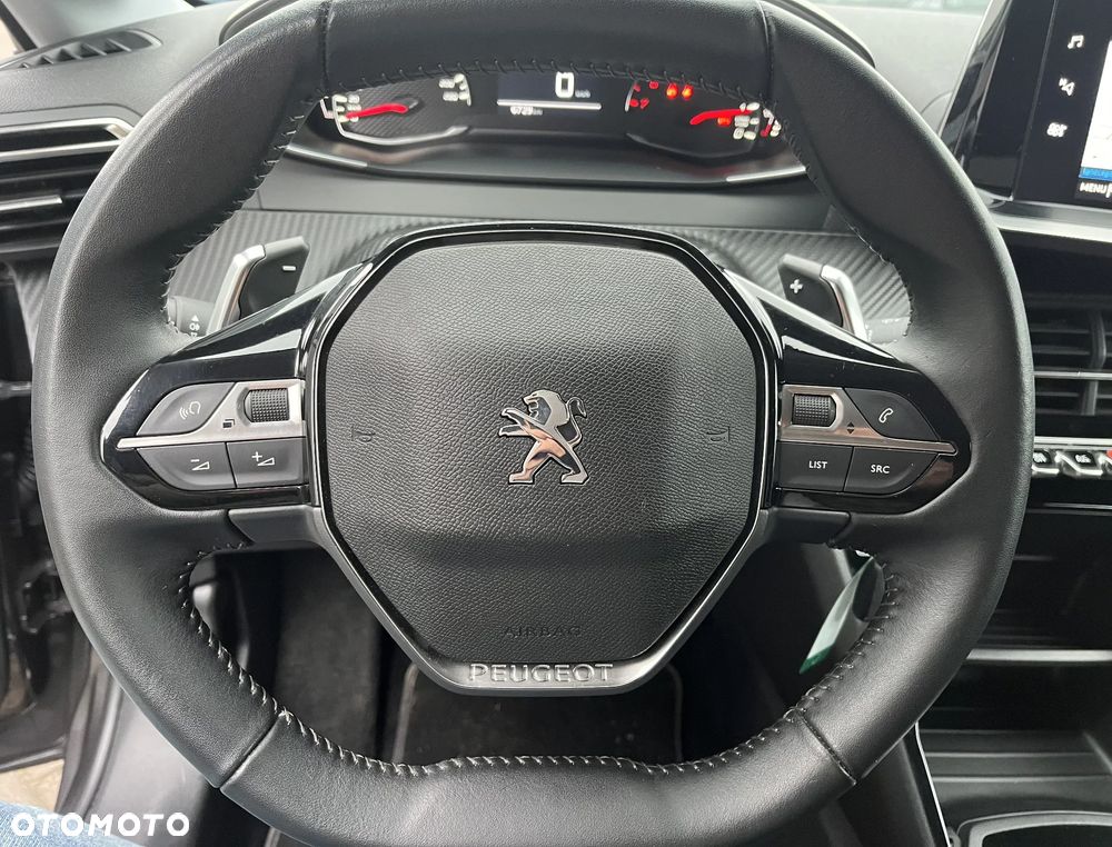 Peugeot 208 PureTech 100 EAT8 Allure - 29