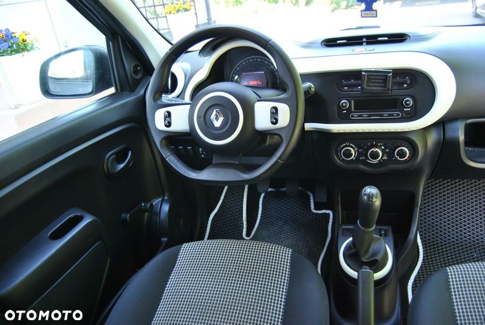 Renault Twingo SCe 70 Start&Stop LIMITED 2018 - 6