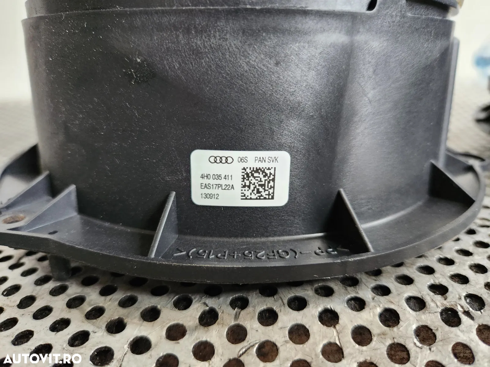 Boxa Difuzor Stanga Dreapta Spate Audi A8 D4 4H An 2010-2011-2012-2013-2014-2015-2016-2017 Motor CLA 3.0 Diesel Euro 5 Quattro Cod 4H0035411 - Dezmembrari Arad - 4