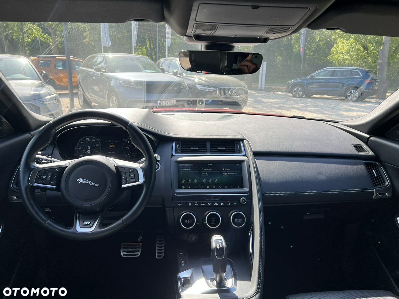 Jaguar E-Pace - 24