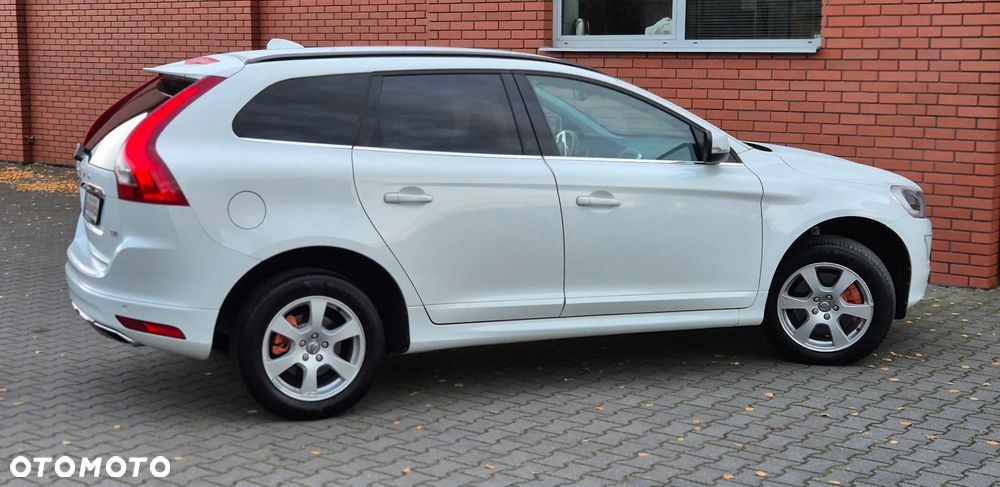 Volvo XC 60 D4 Summum - 32