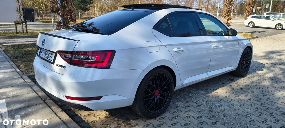 Skoda Superb 2.0 TDI L&K DSG - 4