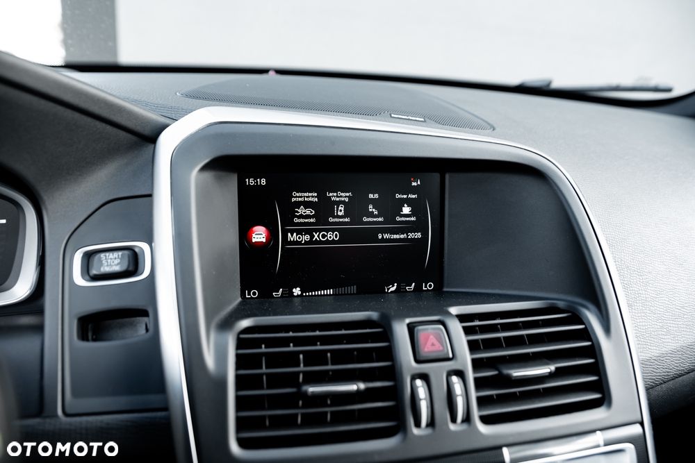 Volvo XC 60 D4 AWD Geartronic Summum - 31