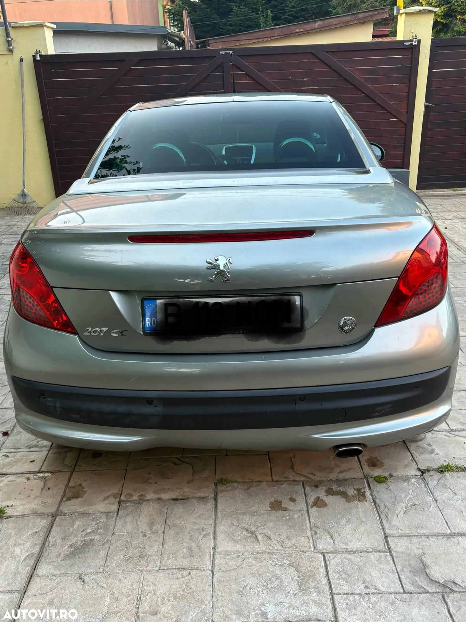 Peugeot 207 CC 120 VTi Automatik Roland Garros - 2
