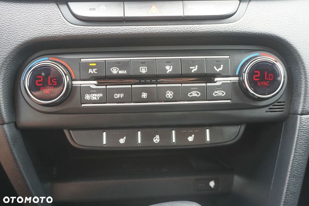 Kia Ceed 1.6 GDI PHEV XL DCT - 15