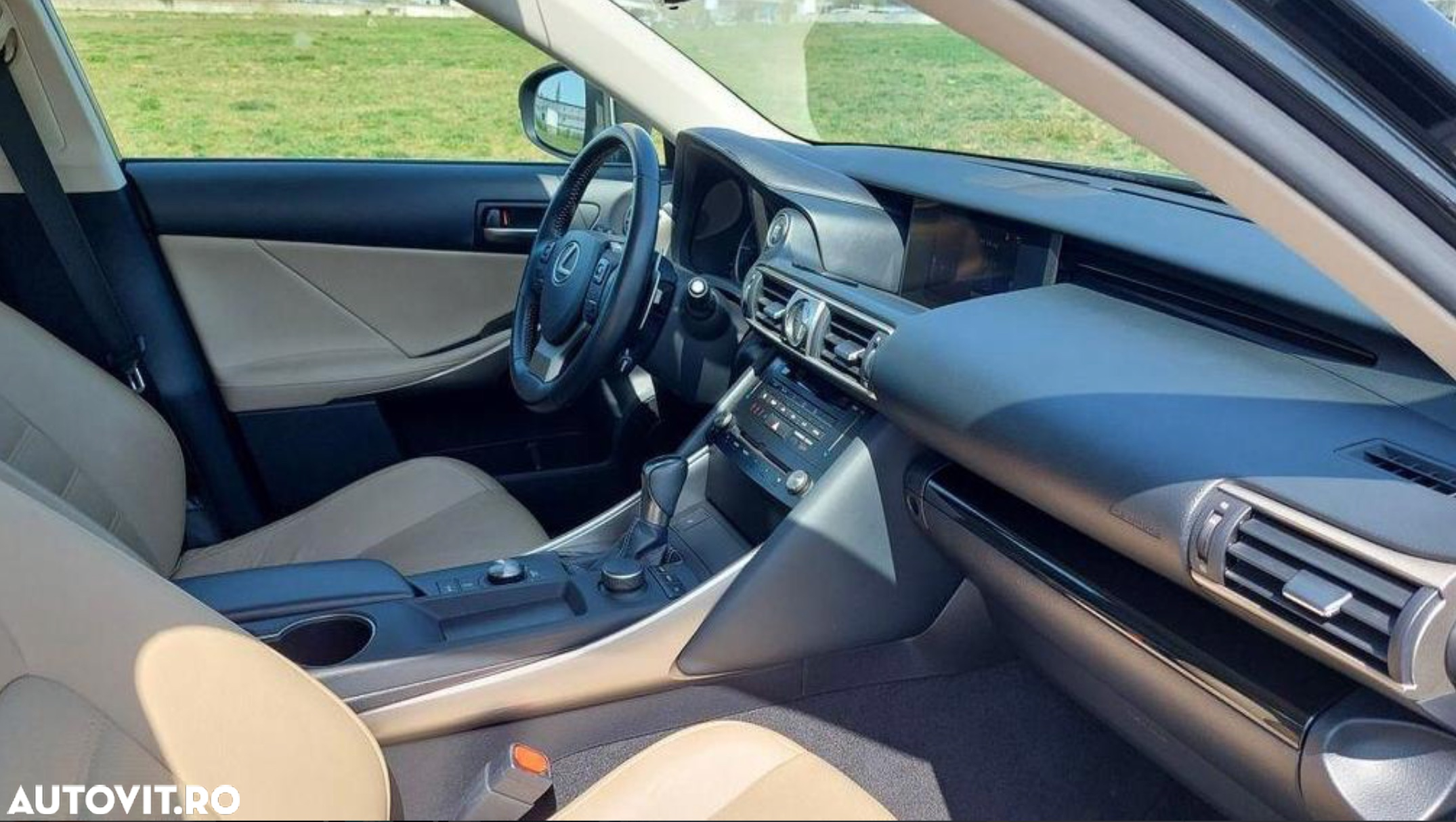 Lexus Seria IS 200t Executive - 10