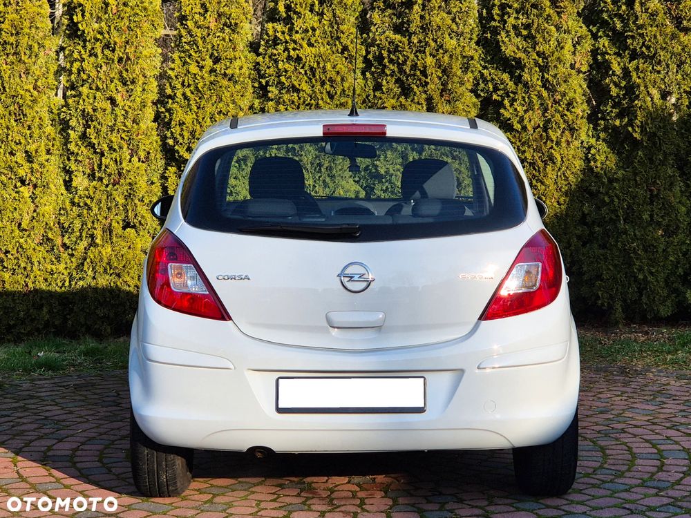 Opel Corsa 1.2 16V Edition / Active - 20