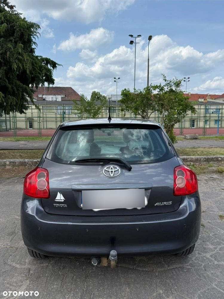 Toyota Auris 1.4 VVT-i Luna - 3