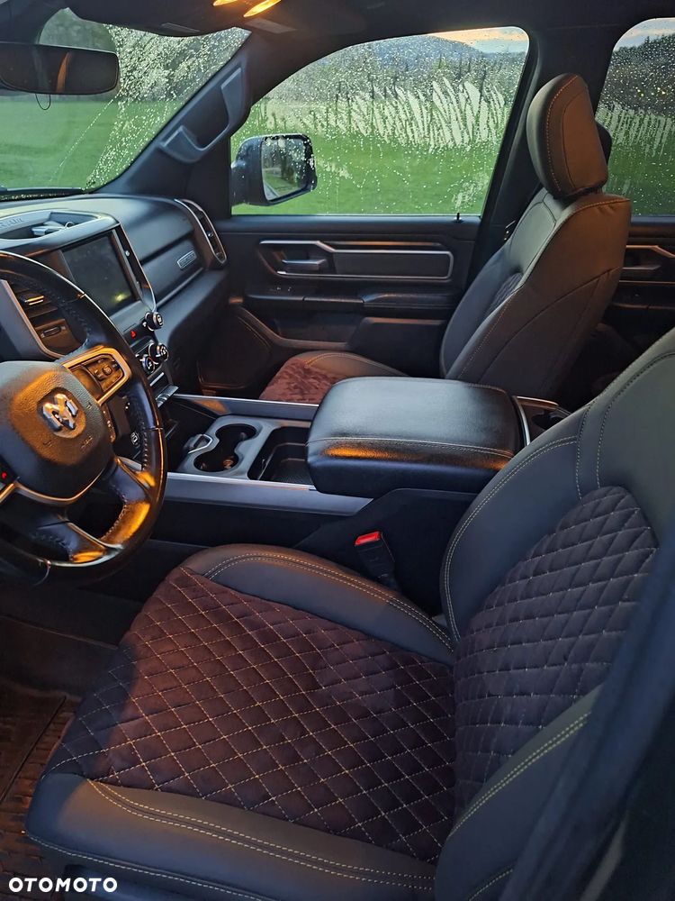 RAM 1500 - 7