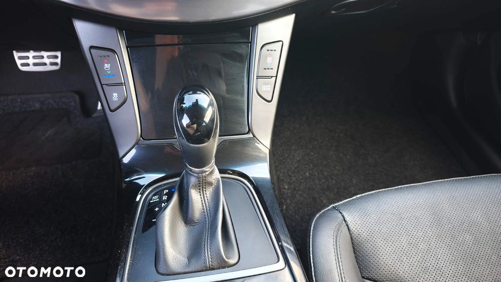 Hyundai i40 Kombi 2.0 Automatik Premium - 15