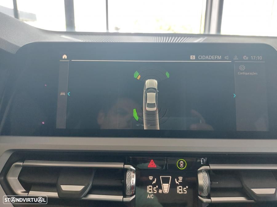 BMW 330 e Auto - 9