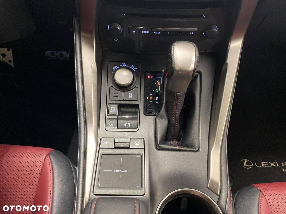 Lexus NX 200t F Sport AWD - 17