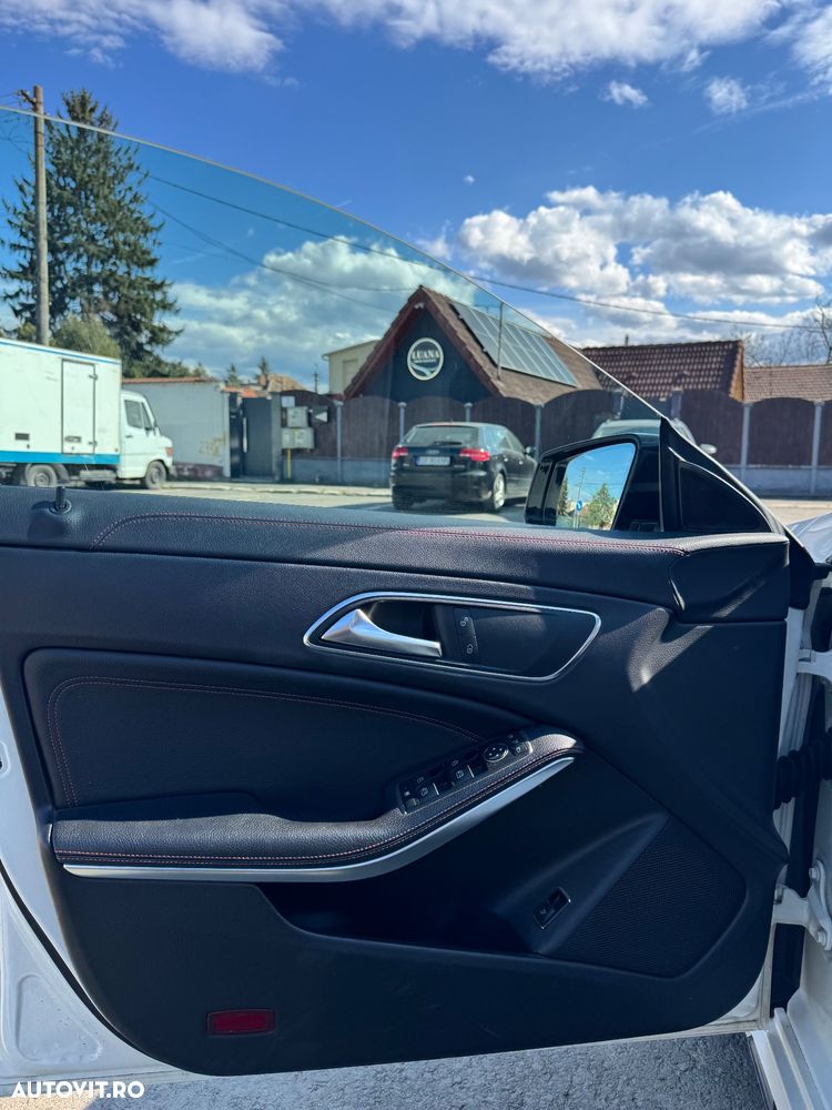 Mercedes-Benz CLA 220 - 16