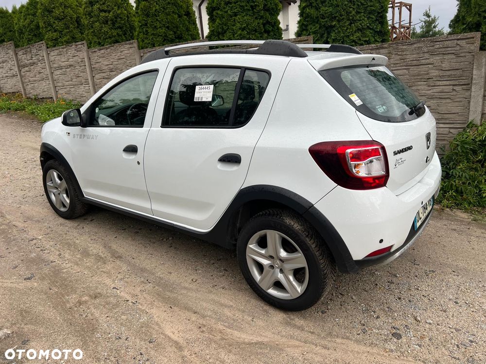 Dacia Sandero 0.9 TCe Laureate - 9