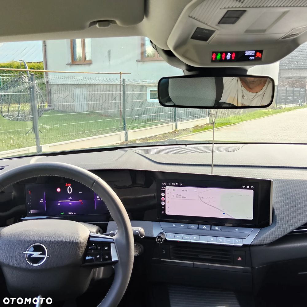 Opel Astra 1.2 T Elegance S&S - 20