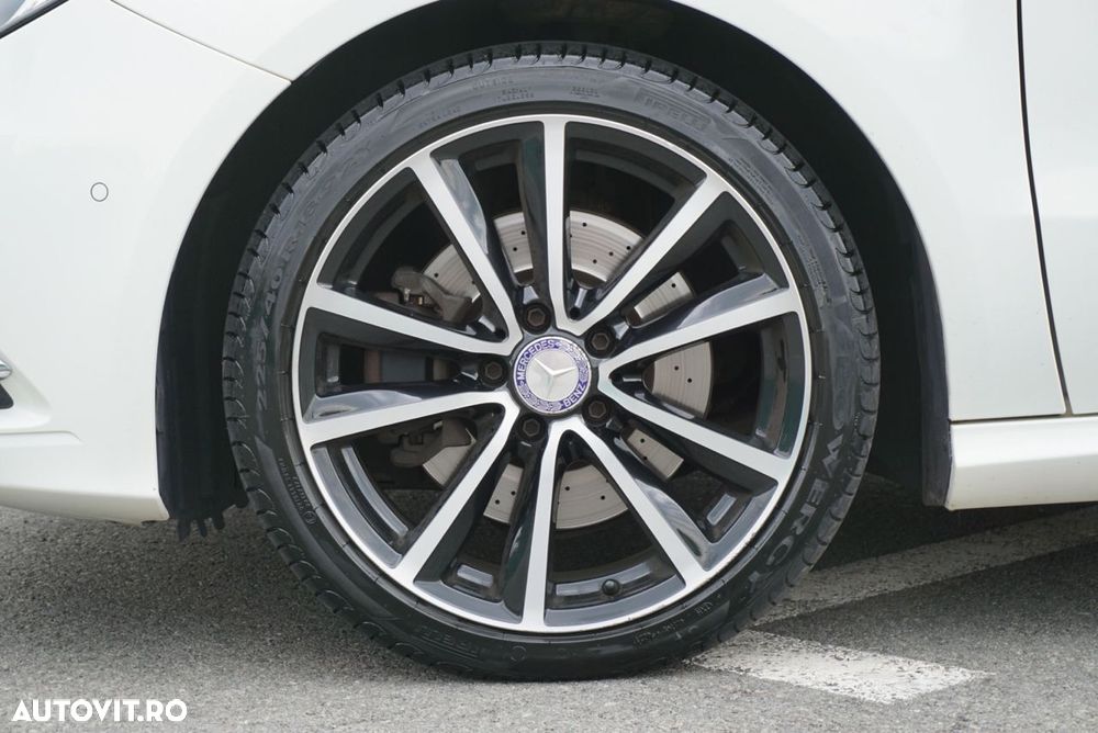 Mercedes-Benz B - 18