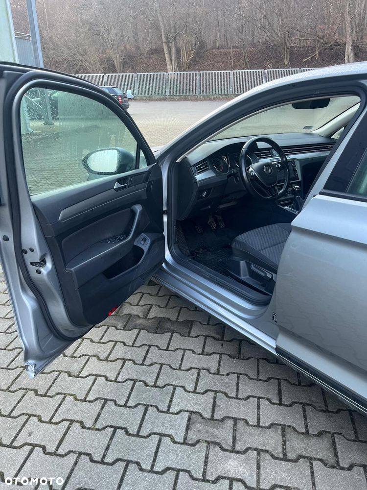 Volkswagen Passat 1.6 TDI BMT Trendline - 7