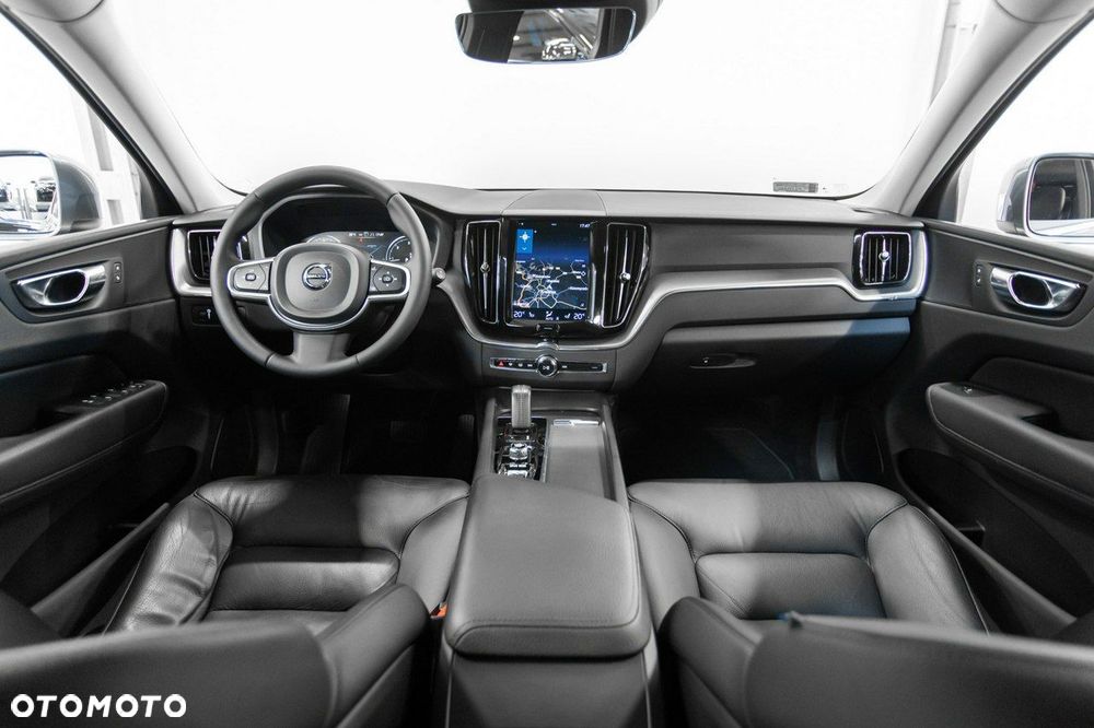 Volvo XC 60 B4 D AWD Geartronic Momentum - 30