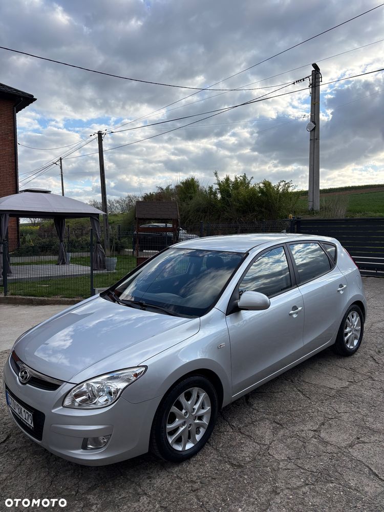 Hyundai i30 1.6 Classic + - 4
