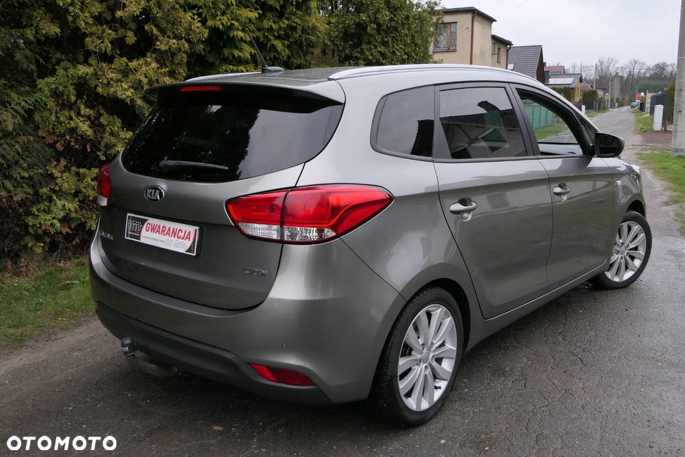 Kia Carens 1.7 CRDi L - 8