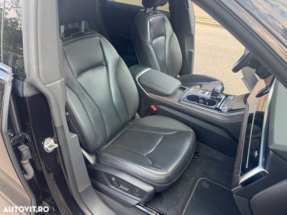 Audi Q8 3.0 55 TFSI quattro Tiptronic MHEV - 7