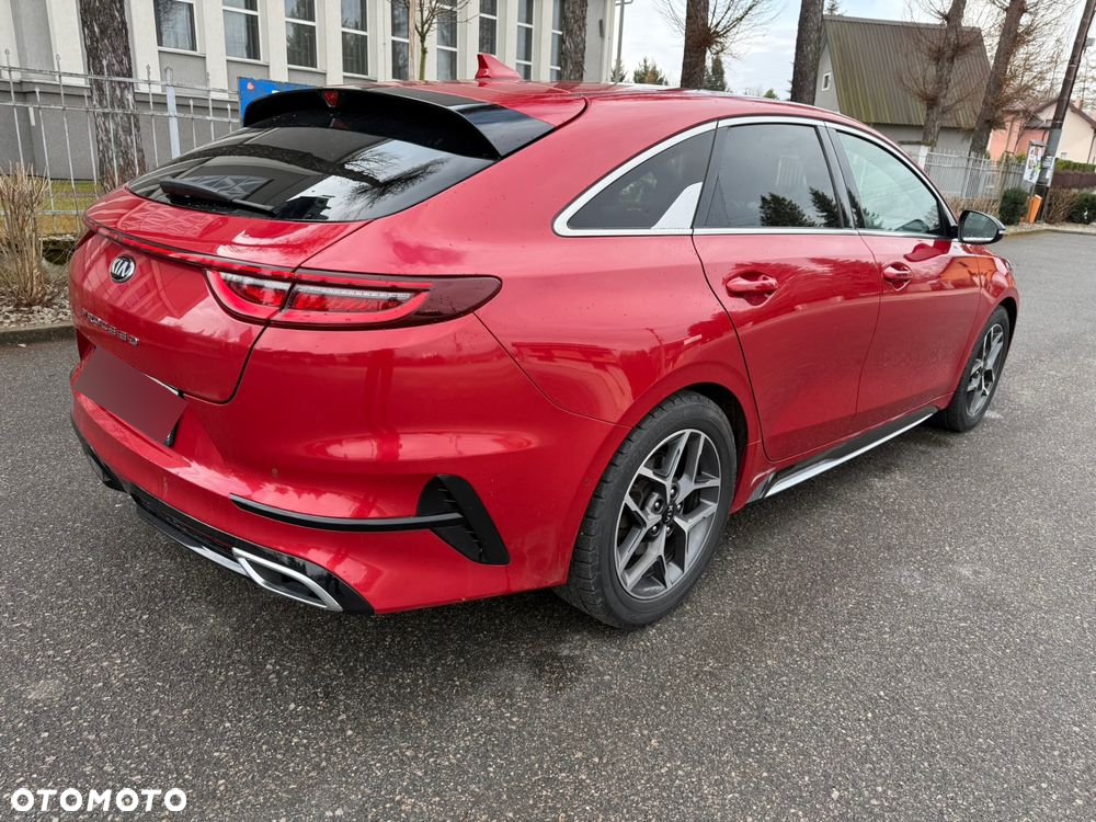 Kia ProCeed 1.6 CRDi SCR GT LINE - 11