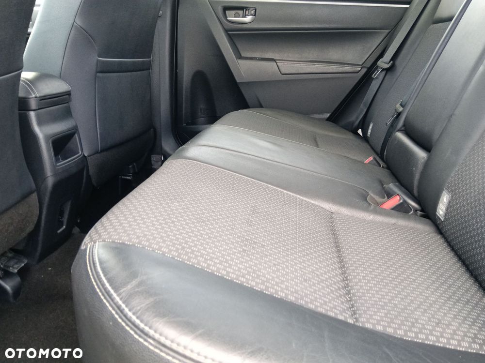 Toyota Corolla 1.6 Prestige MS EU6 - 13