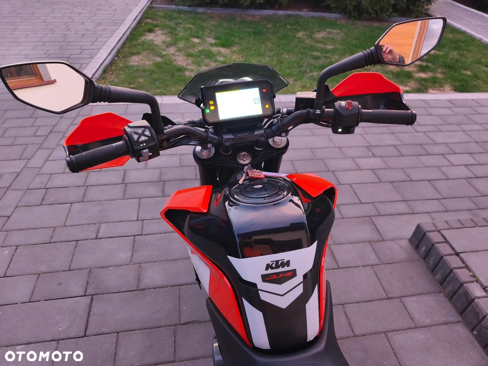 KTM Duke - 22
