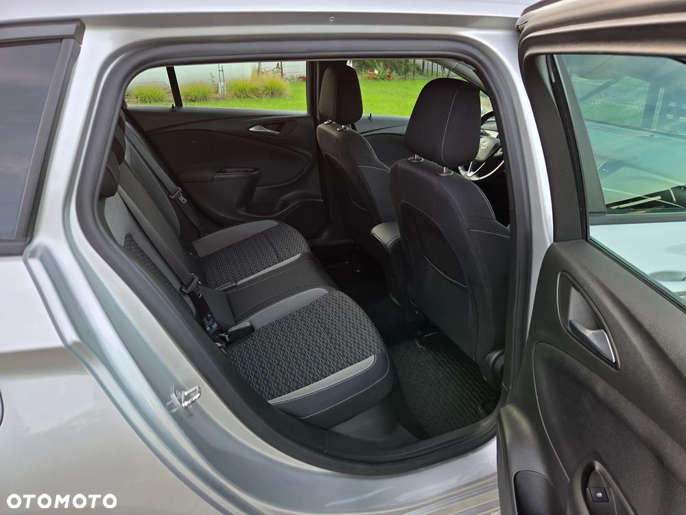 Opel Astra - 17