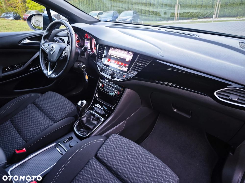 Opel Astra 1.4 Turbo Start/Stop Dynamic - 28
