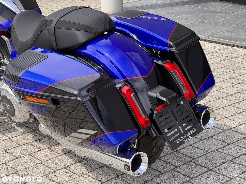 Harley-Davidson Touring Road Glide - 25
