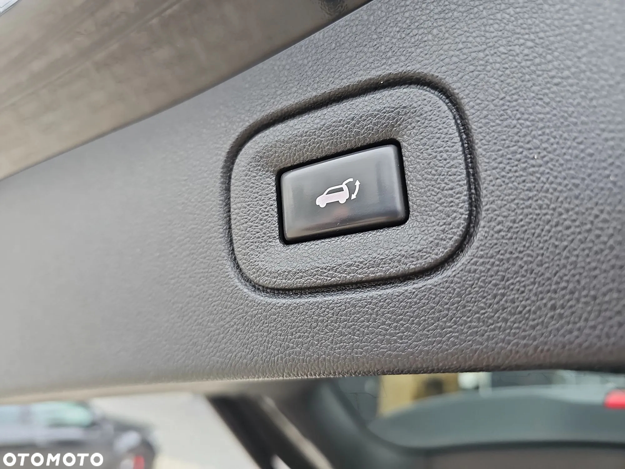 Renault Koleos 2.0 dCi Initiale Paris 4x4 X-Tronic - 25