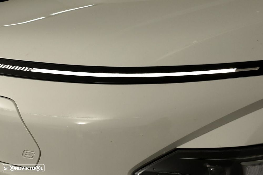 Hyundai Kauai EV 65.4 kWh Premium - 6