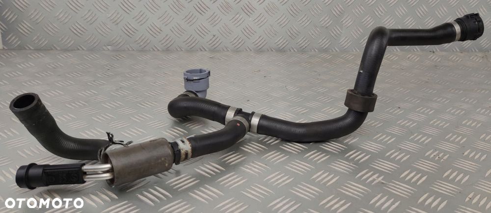 31333278 rura przewód rurka grzałka wody VOLVO V60 I LIFT 13-18 1,6 T3 T4 - 1