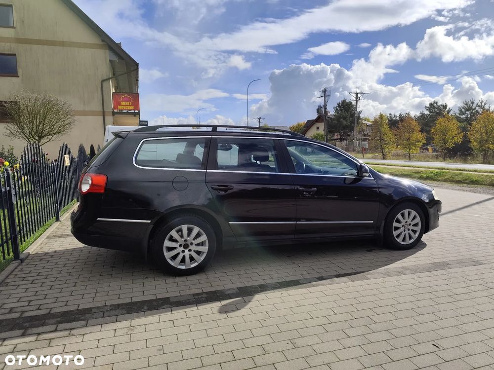 Volkswagen Passat - 13