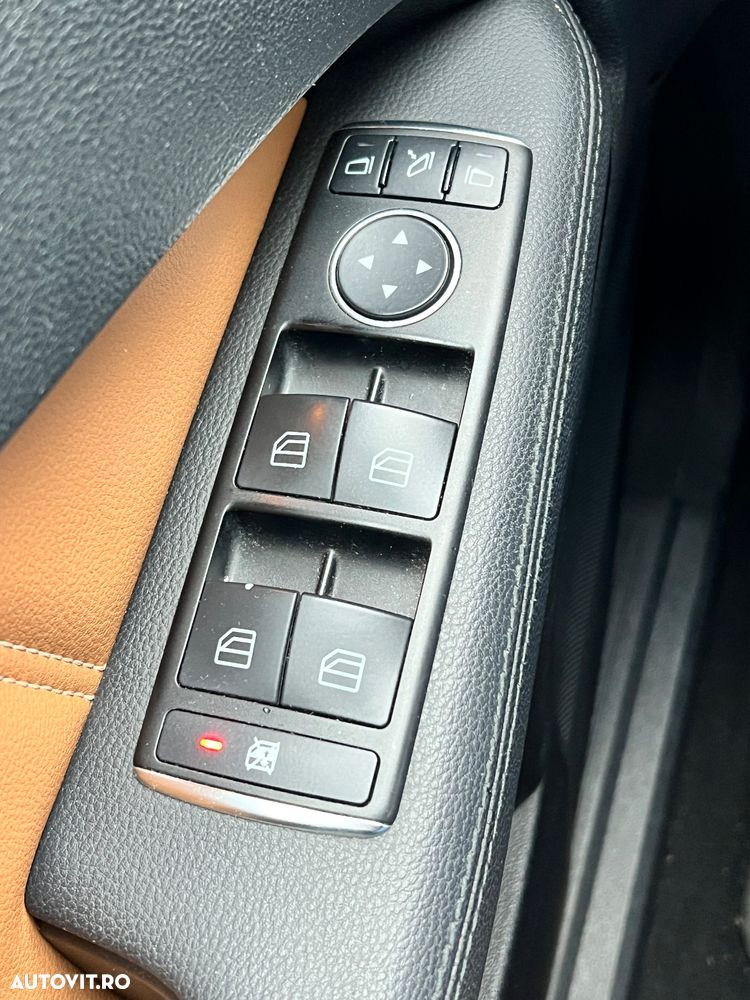 Mercedes-Benz E 300 BLUETEC HYBRID 7G-TRONIC Avantgarde - 12