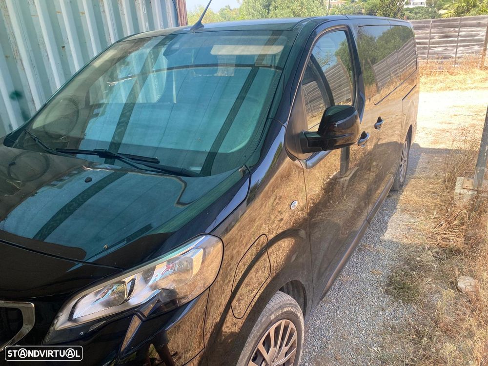 Peugeot e-Traveller - 2