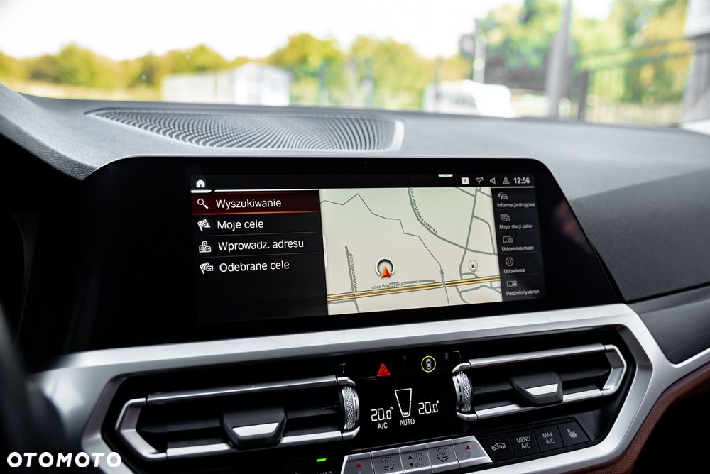 BMW Seria 3 330d xDrive M Sport - 33