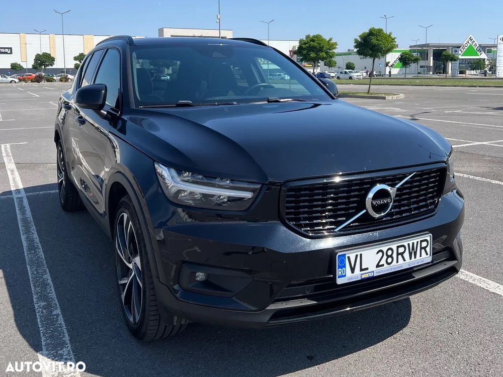 VOLVO XC40 2019 — imagine 3