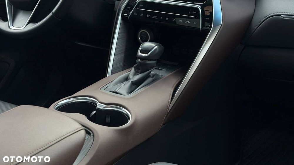 Toyota Venza - 10