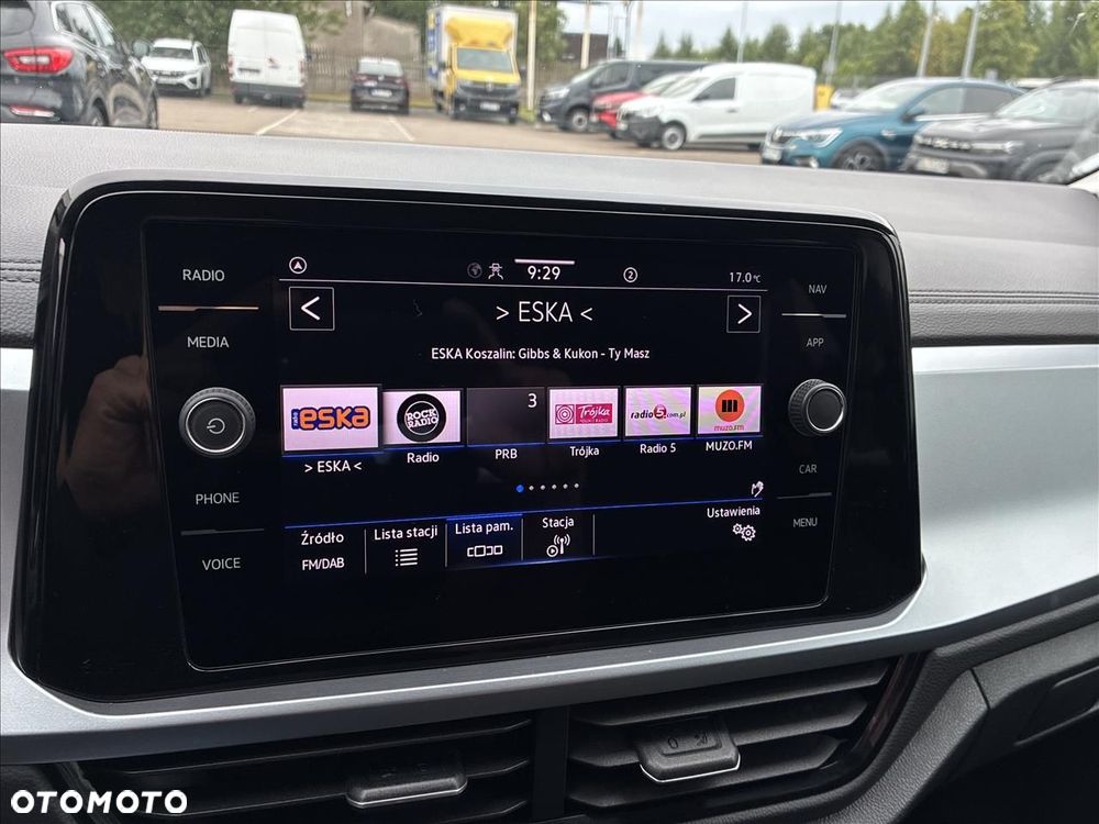 Volkswagen T-Roc 1.5 TSI Life - 27